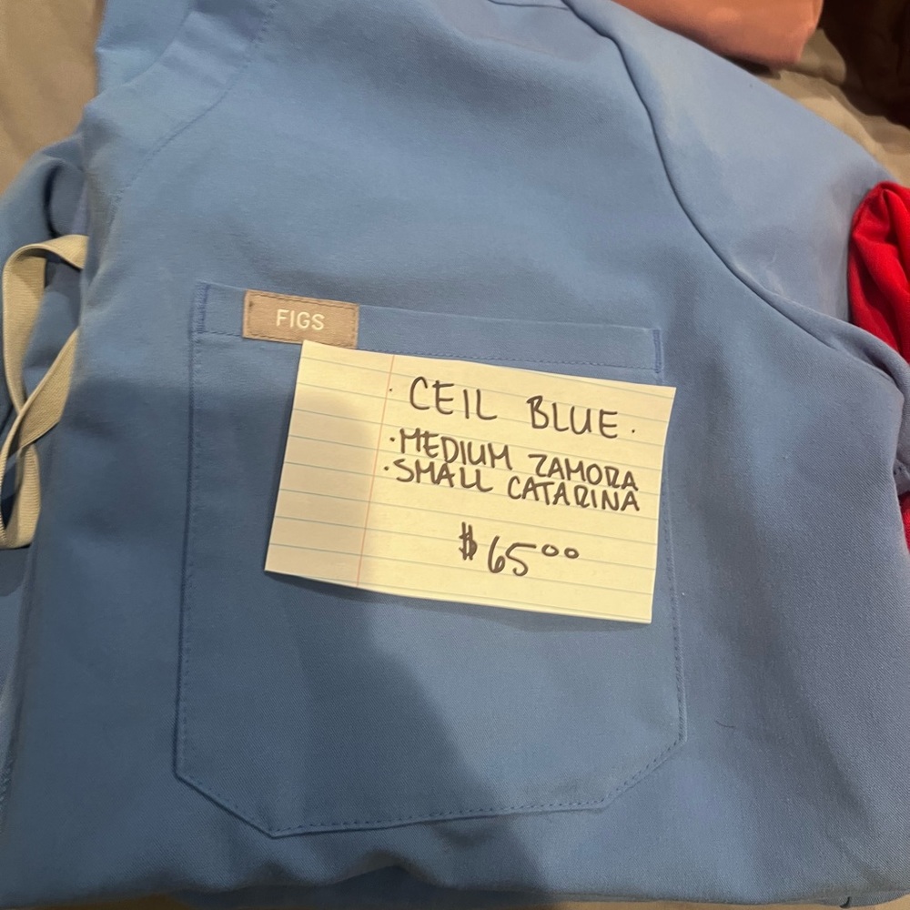 Ceil Blue Figs Scrub Set